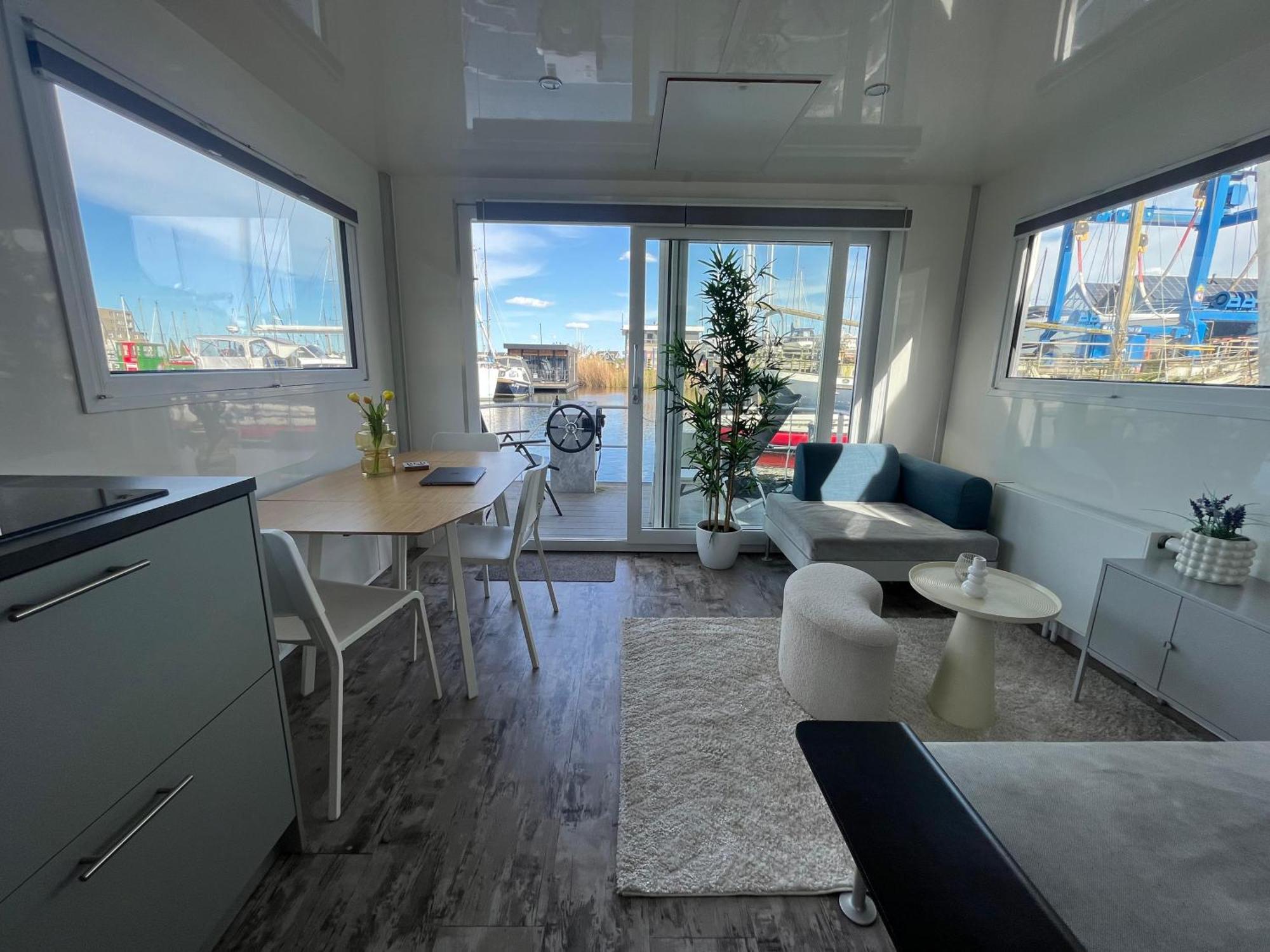 Tiny Lake Houses Near The Beach And Centre By Weltevreden Experience 제이볼데 외부 사진